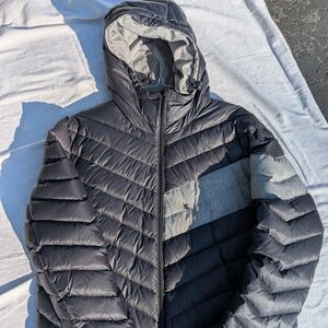 Men's Navy Puffer Jacket with Hood